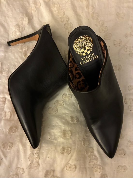 Vince Camuto Shoes - Vince Camuto Black Pointed Leather Mule Heels with Leopard Lining